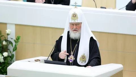 Он ждал юбилейных поздравлений, а получил отставку: неожиданный поворот в карьере Кирилла