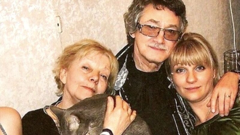 Любовь во время беременности и разводы: как Анна Ардова повторила судьбу своей матери