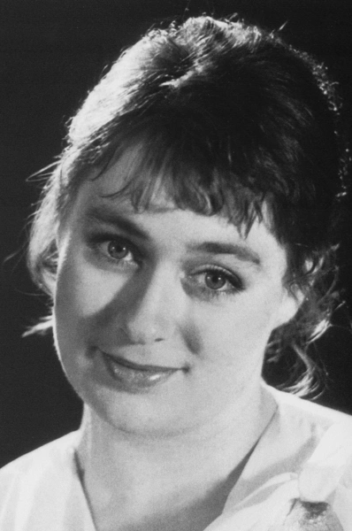 «Он взял на себя дом и детей»: почему Мария Аронова отдала роль главы семьи начальнику транспортного цеха