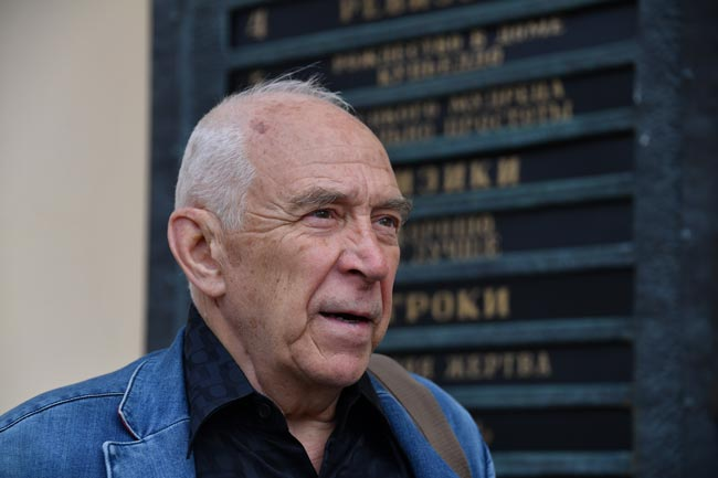 Три брака, 13 лет одиночества и честная пластика: как живет актер Александр Пашутин в 83 года