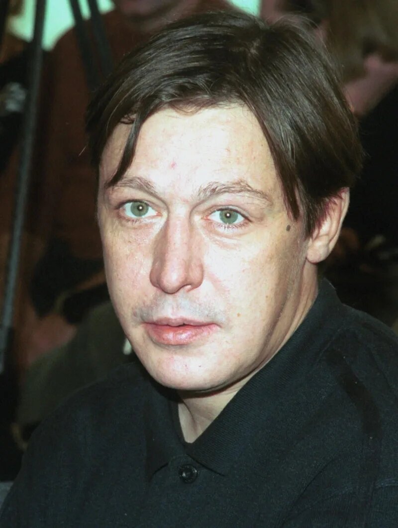 После колонии и развода: как сейчас живет Михаил Ефремов и что изменилось в его судьбе