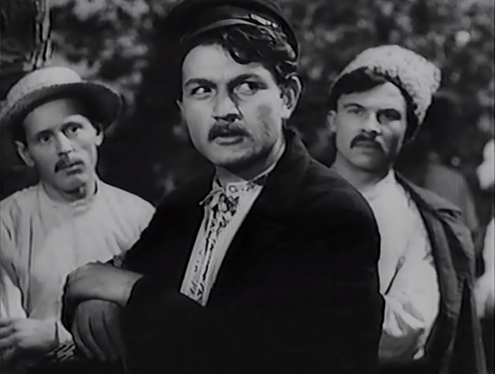 Кадр из фильма «Кровавый рассвет» с участием Панича, 1956 год