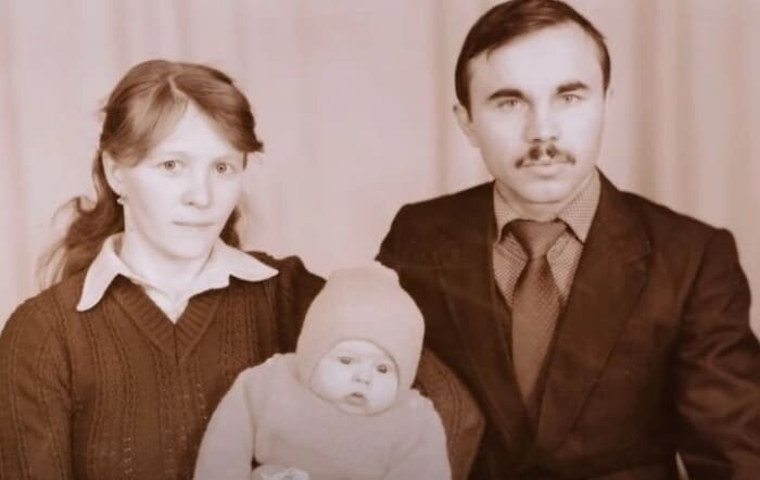 Татьяна Тотьмянина с родителями