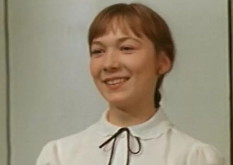 Елена Коренева в фильме «Вас вызывает Таймыр»