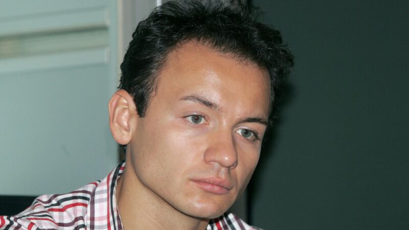 Два брака, отказ от ДНК-теста и тайная жена: как Александр Олешко оберегает свою личную жизнь