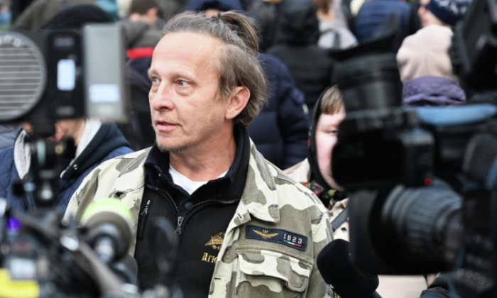 Актер открыто заявляет о своей гражданской позиции
