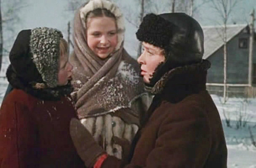 Ёла Санько в сцене из «Полюшко-поля» 1956 года