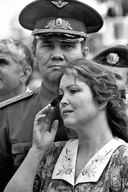Генерал Александр Лебедь с супругой Инной