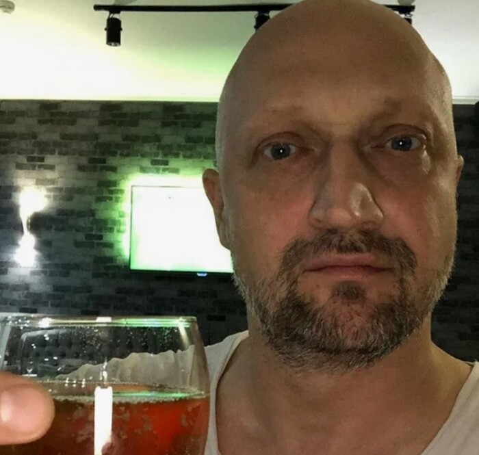 Артист открыто рассказывал о своей борьбе с пагубными привычками