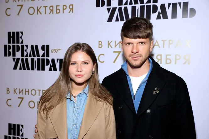 «Ты толстая и вульгарная»: как Юлия Топольницкая пережила хейт после «Лабутенов» и построила счастье