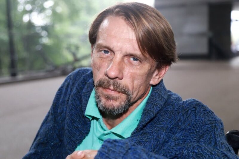 7 отечественных ремейков зарубежных сериалов: почему знакомые сюжеты не сработали на нашем экране