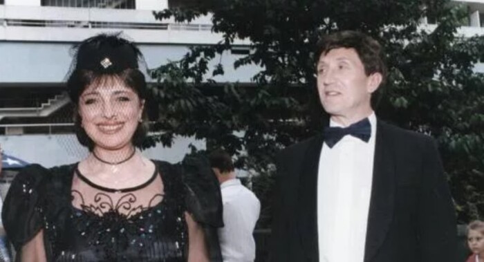 В 1990-е годы оба артиста столкнулись со сложнейшими жизненными испытаниями