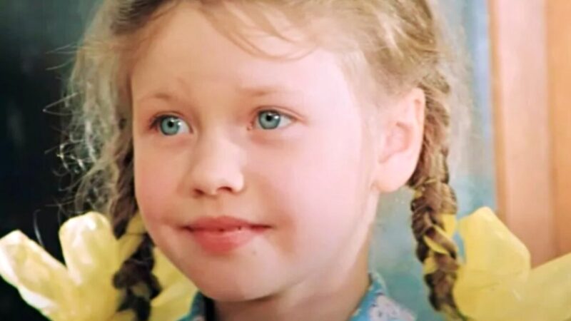 «С меня сорвали платье, а в 18 лет я вышла за режиссёра»: как сложилась судьба «русской Эммануэль» Анны Назарьевой