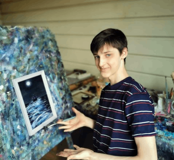 Сын актрисы Никита
