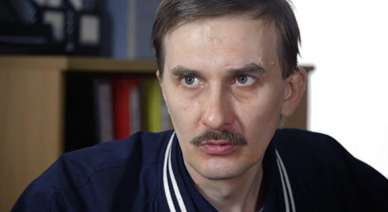 Двадцать лет на дне: как Пуля из «ДМБ» Петр Коршунков потерял все и смог вернуться к жизни