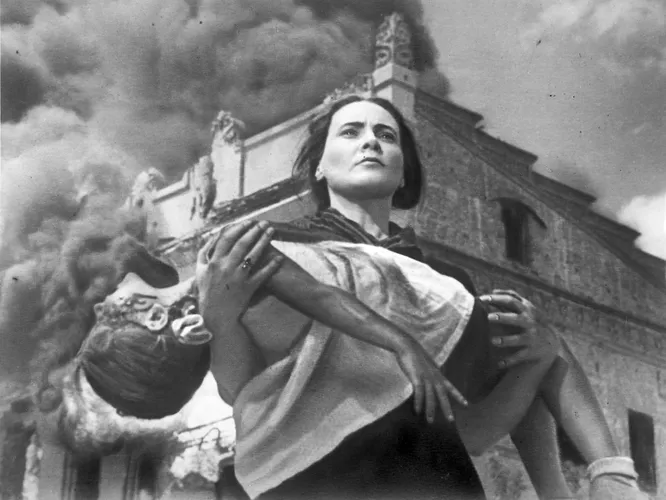 Умер за полчаса до Нового года: почему Софья Пилявская 46 лет не выходила замуж