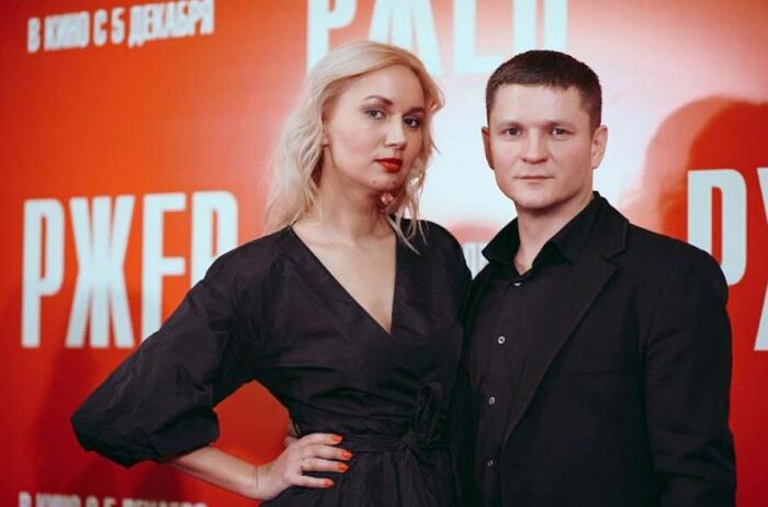 Сергей Жарков со своей супругой Элли Бикеевой