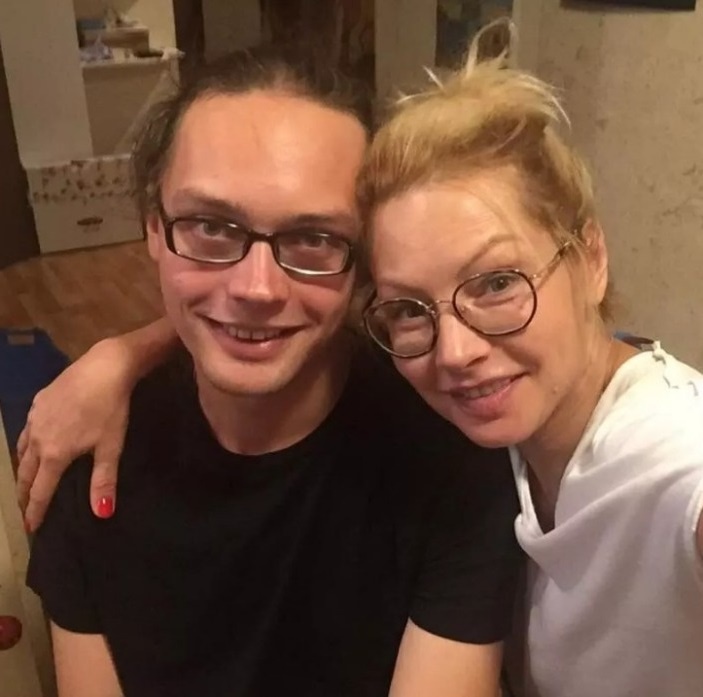 Алёна Бабенко вместе с сыном Никитой