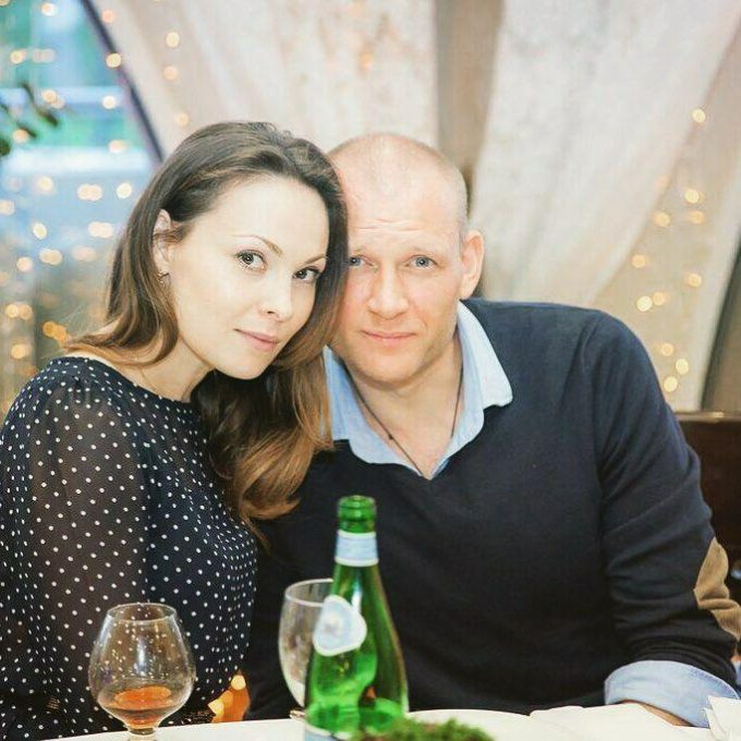 Мечтал о небе, но помешала родинка на спине: как Андрей Фролов вместо авиации попал во ВГИК и почему ему приходилось таксовать