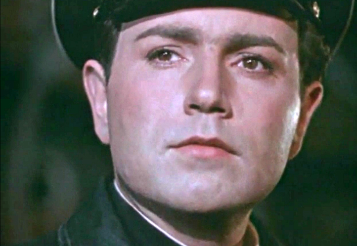Актриса в киноленте «Девушка с маяка», снятой в 1956 году
