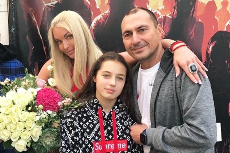 Выбрали отца: 7 звездных мам, чьи дети переехали к бывшим мужьям