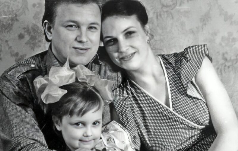 Михаил Евдокимов с супругой Галиной и дочерью Анной