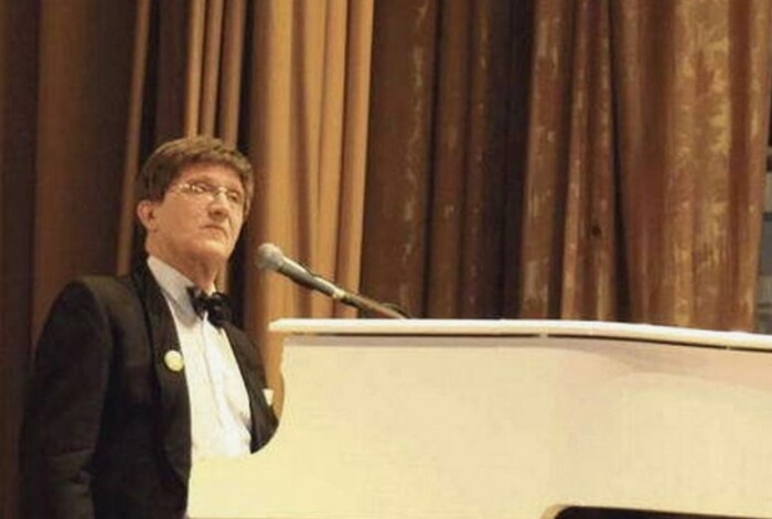 Сергей Тараненко потерял сознание прямо во время исполнения песни на сцене