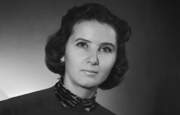 Тайны сыновей, миллиардное наследство и сцена до 95 лет: как жила любимая актриса Олега Табакова Раиса Максимова
