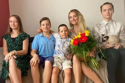 Громкий развод, переезд в США и новая жизнь: как изменилась Светлана Малькова