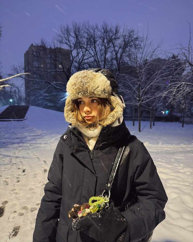 Редкие кадры повзрослевшей дочери Евгении Брик: как сейчас живет 16-летняя Зоя Тодоровская после тяжелой потери