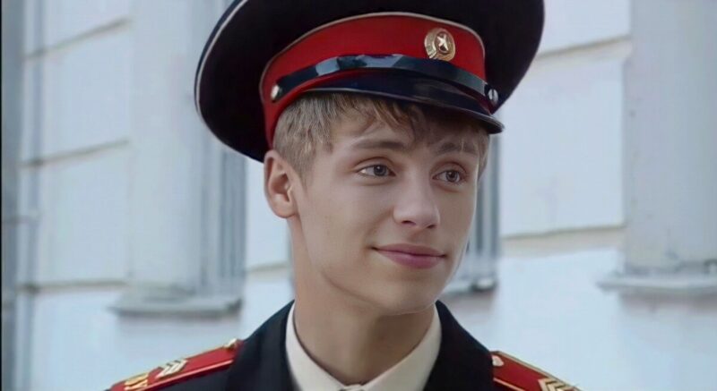 Звёзды сериала «Кадетство» спустя годы: как сложилась жизнь Головина, Корчевникова и других