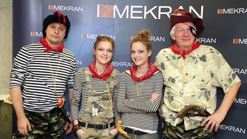 Почти полвека в одном браке, дочери-близнецы и трагедия в Кармадоне: судьба Владимира Носика