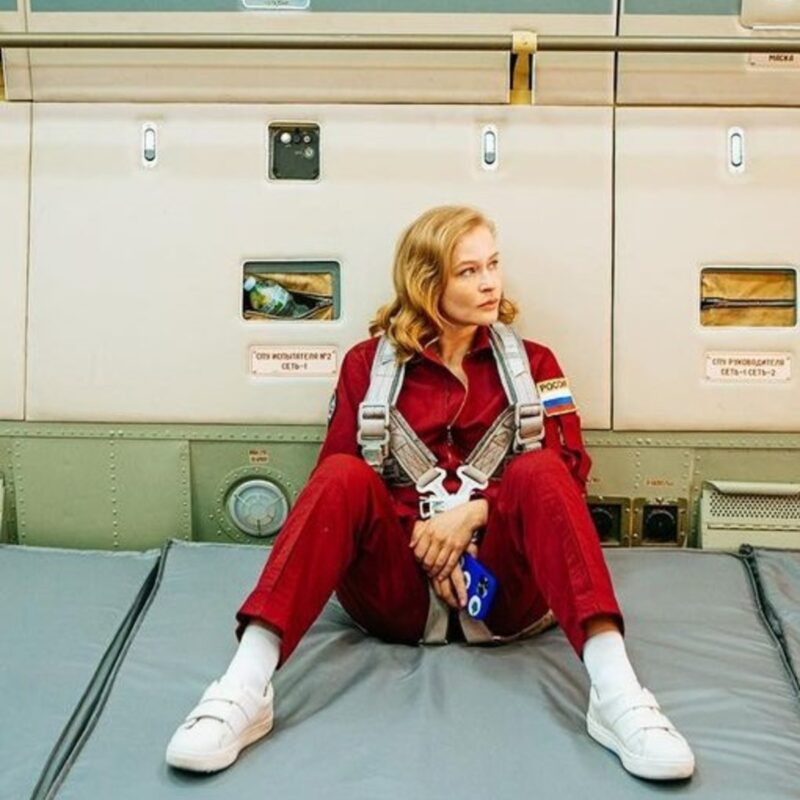 Космический «Вызов» Юлии Пересильд: почему полет актрисы на орбиту рассорил ее с космонавтами
