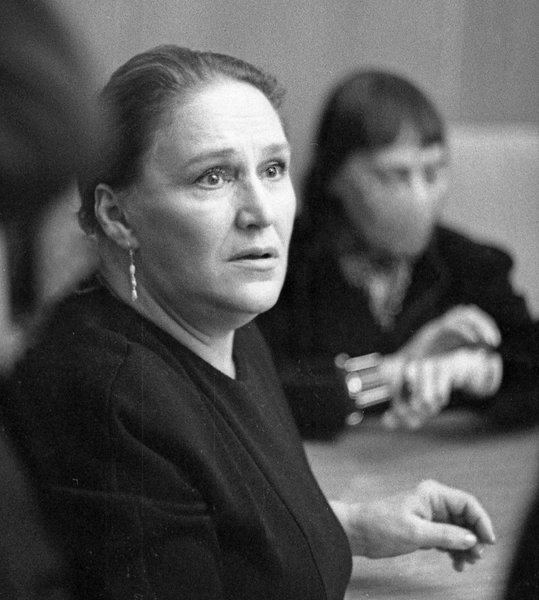 «Меня забыли на 20 лет»: как живет внук Нонны Мордюковой и Вячеслава Тихонова, оставшийся без поддержки знаменитой семьи