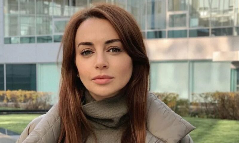 Звёзды скетч-шоу «Даёшь молодёжь»: как выглядели в детстве и как сложились судьбы 7 актёров проекта