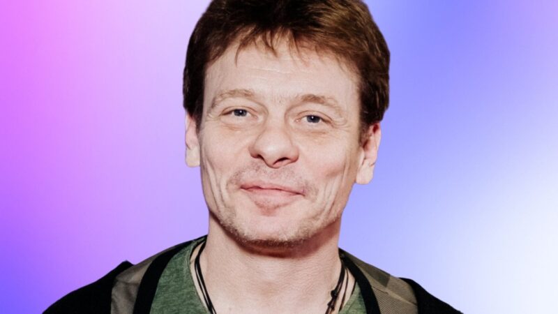 Павел Майков платит музыкантам из актёрских гонораров: «Других спонсоров у группы нет»