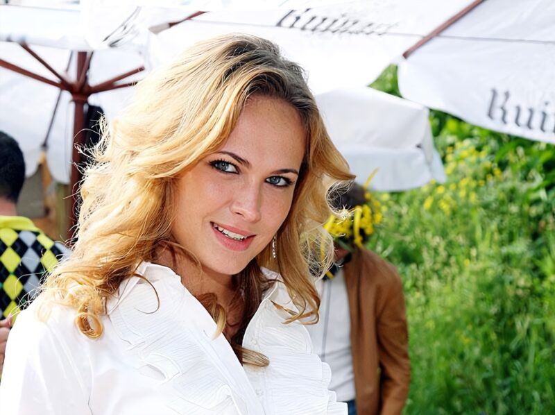 Анна Горшкова