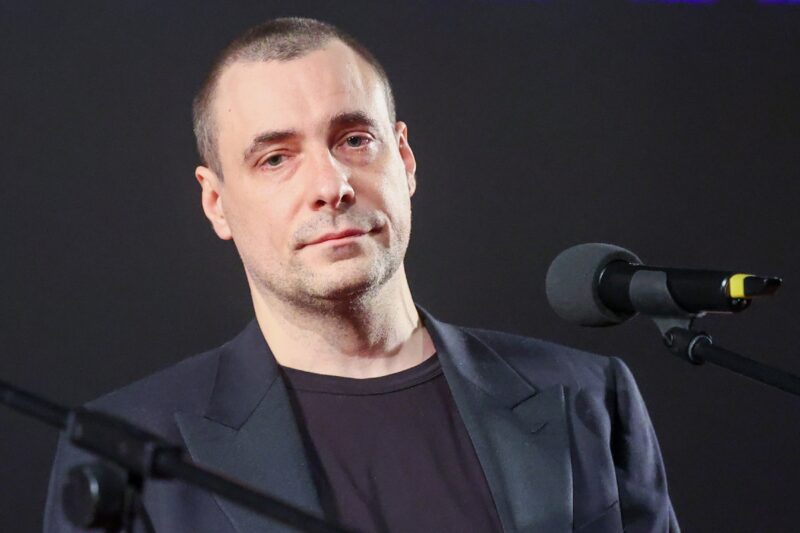Усталость вместо триумфа: как сложилась жизнь Евгения Цыганова после ухода от семерых детей к Юлии Снигирь