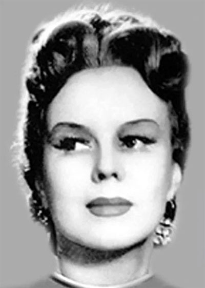 Актриса Ревмира Соколова, первая супруга композитора
