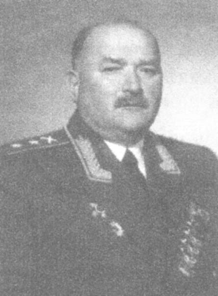 Отец актрисы, военный Николай Корнилович Васильков