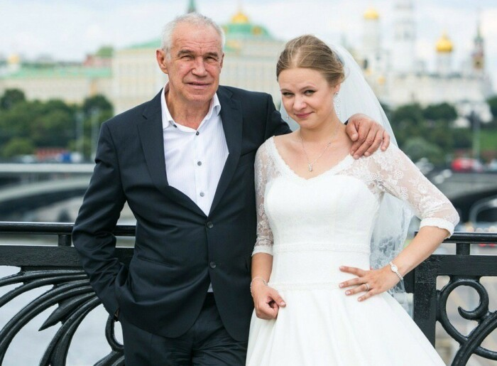 Отказ от актерской династии, детская ревность и экономия на учебе: как Сергей Гармаш воспитал детей с разницей в 18 лет