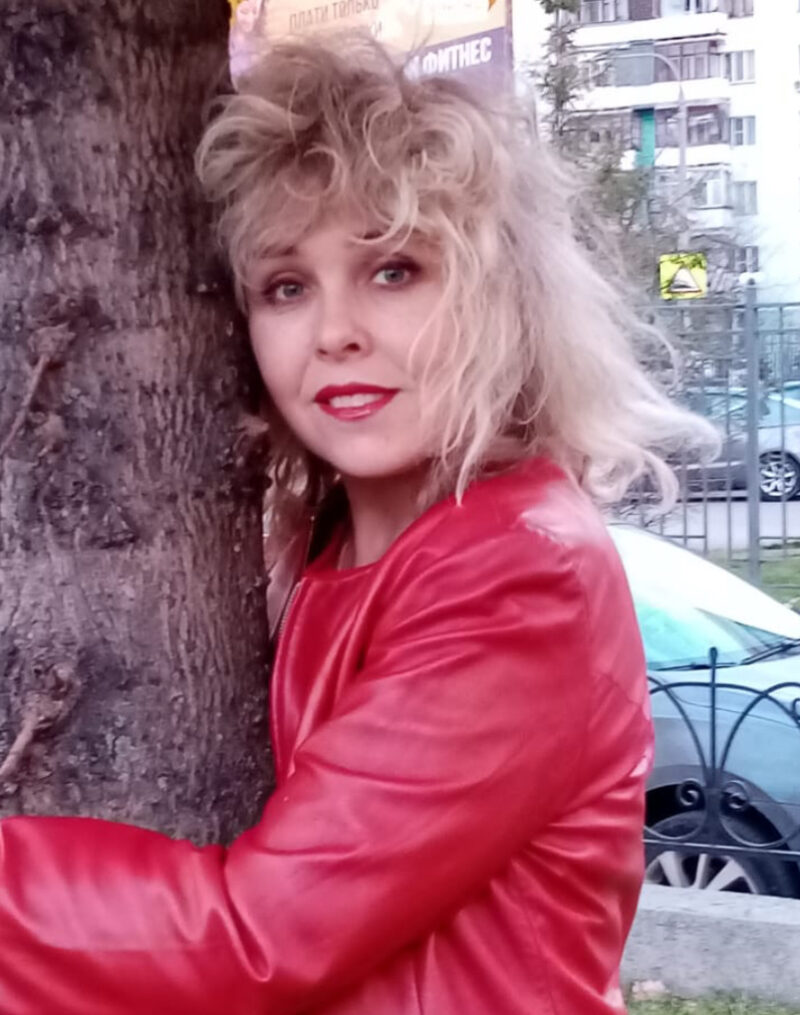 Родила в 47 лет и скрыла имя отца: как живет дочь Ольги Остроумовой актриса Ольга Левитина