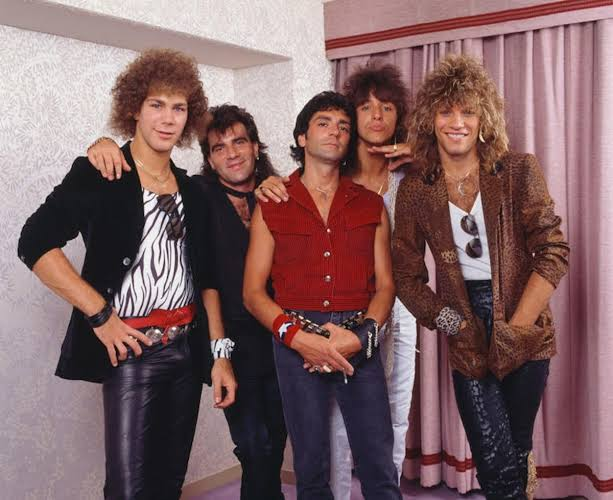 Первый шаг к стадионному року: как Bon Jovi записали свой дебютный альбом в 1984 году