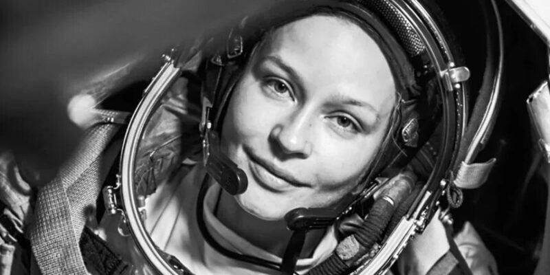 Космический «Вызов» Юлии Пересильд: почему полет актрисы на орбиту рассорил ее с космонавтами