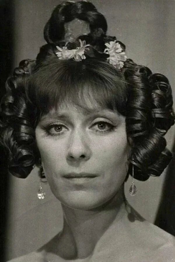 От богемной жизни и громких романов до пострига в 76 лет: какие драмы оставила в прошлом актриса Екатерина Васильева