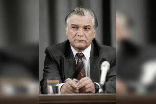 Как живет внучка первого председателя Центробанка Матюхина: брат - вор, родные из КГБ, нефтяное состояние и нелюбовь к России