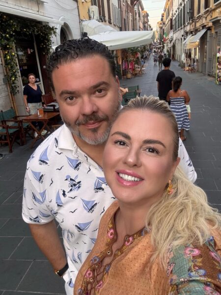 Анна Семенович сказала «да»: почему ее свадьба с Денисом Шреером стала возможной только сейчас