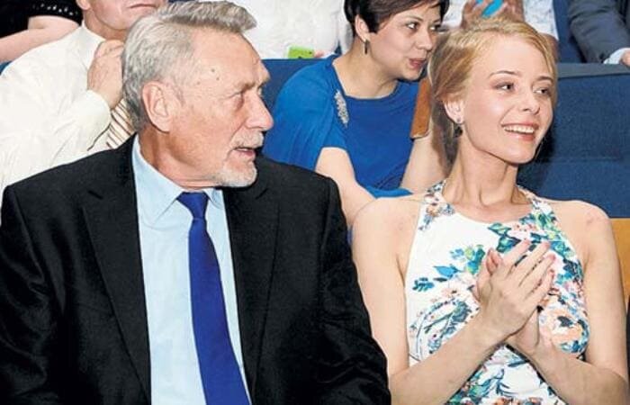 «Вторая жена» без штампа: почему Александр Михайлов так и не ушёл из семьи ради Ольги Кузнецовой