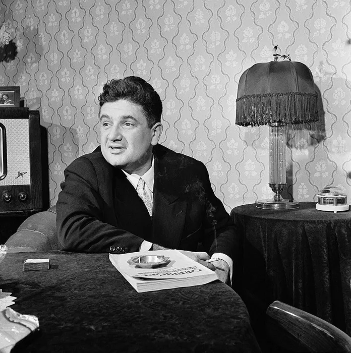 Лица этих актёров знают практически все, а фамилии вспомнит не каждый: восемь советских актёров, которые играли начальство