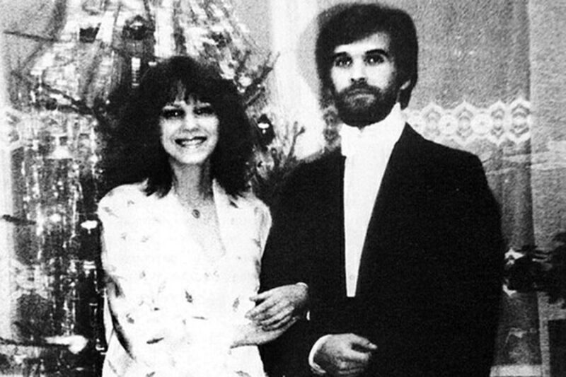 Песню «33 коровы» пел Павел Смеян, но многие были уверены, что это Караченцов